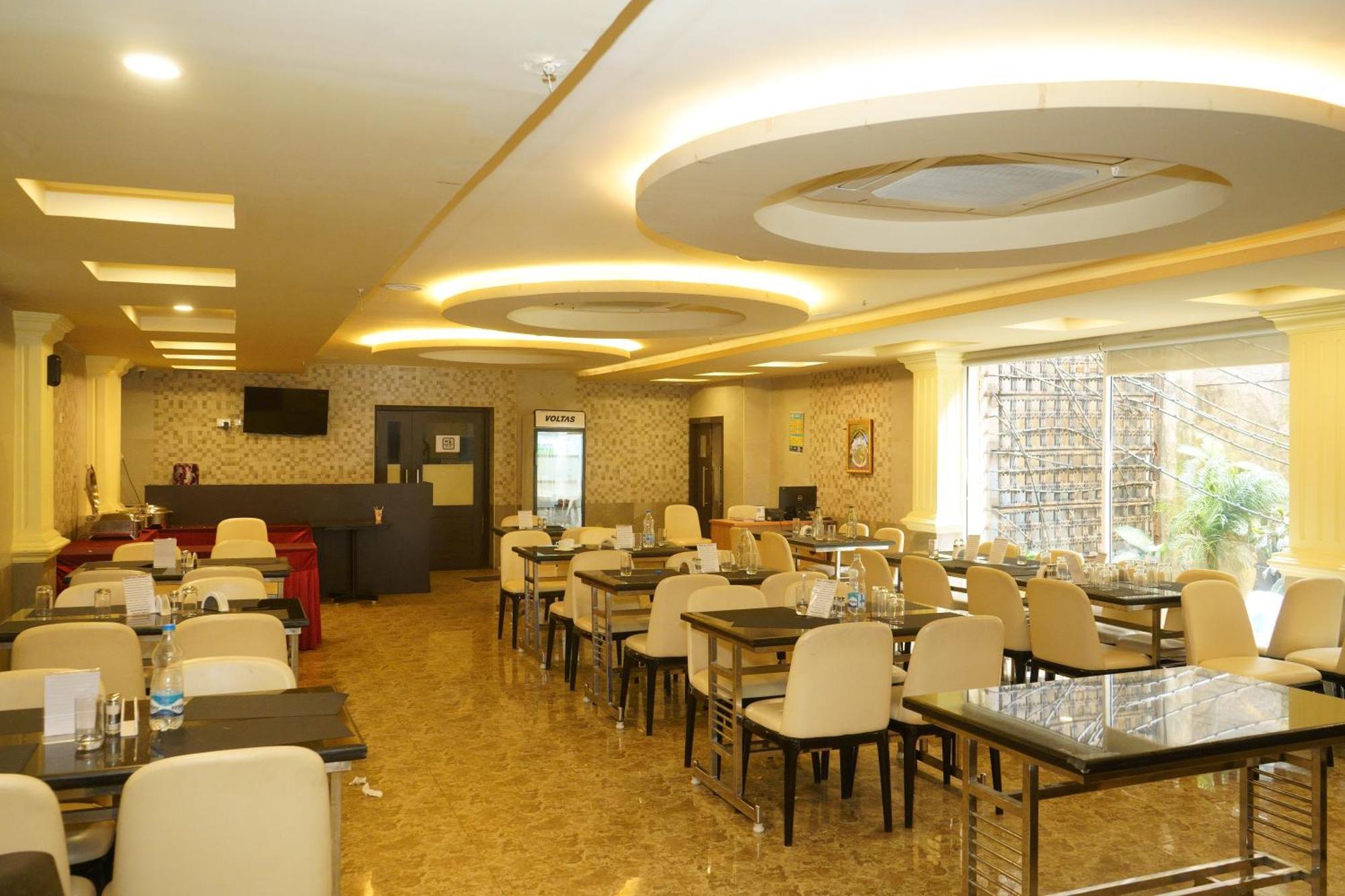 Geo Hotel Ποντισερί Εξωτερικό φωτογραφία